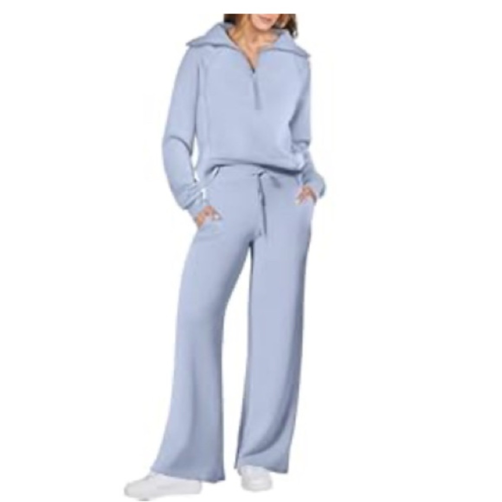 Women's Light Blue Track Pants & Joggers